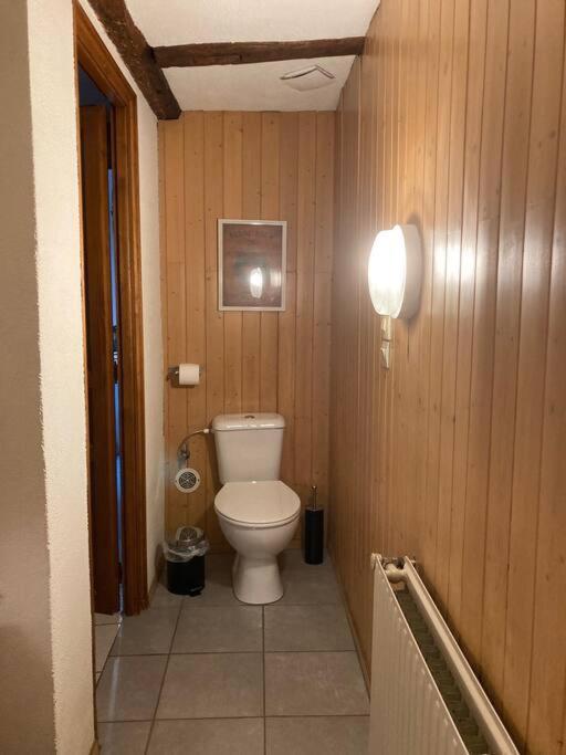 La Sorciere In A Typical Alsatian House Apartamento Rouffach Exterior foto